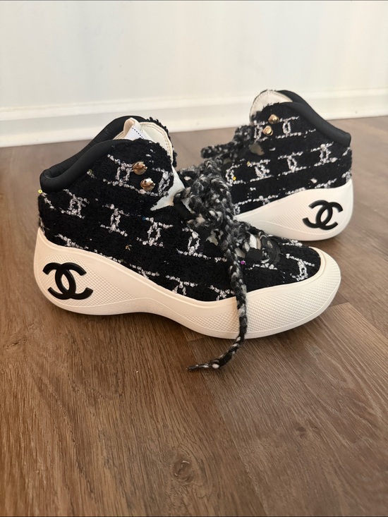 CHANEL Shoes - CHANEL Black and White Tweed Kids High-Top Sneakers